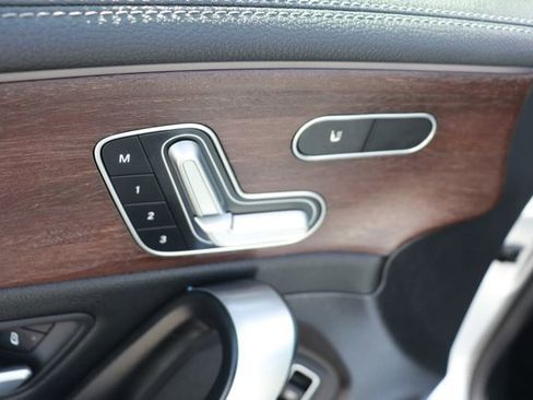 Used 2021 Mercedes-Benz A 220 image 9