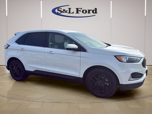Certified 2024 Ford Edge SEL AWD/4WD image 10