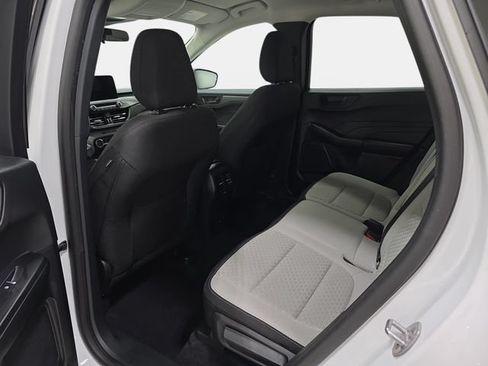 Certified 2023 Ford Escape Active FWD image 10