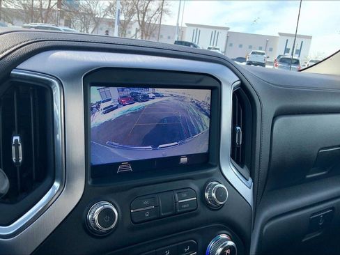 Used 2021 GMC Sierra 1500 SLE image 19