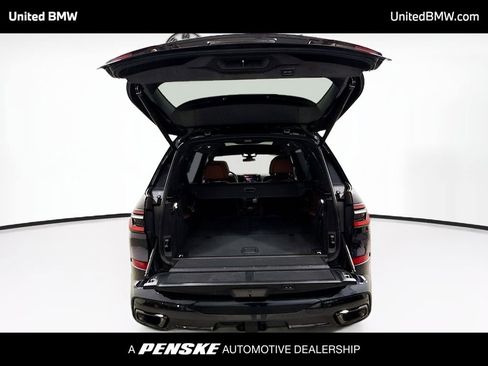 Used 2023 BMW X7 xDrive40i w/ Executive Package image 14