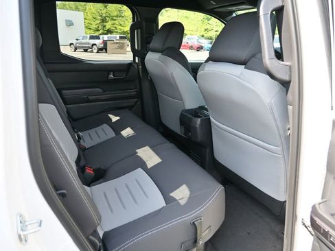 New 2026 Toyota Tacoma TRD Off-Road AWD/4WD image 12