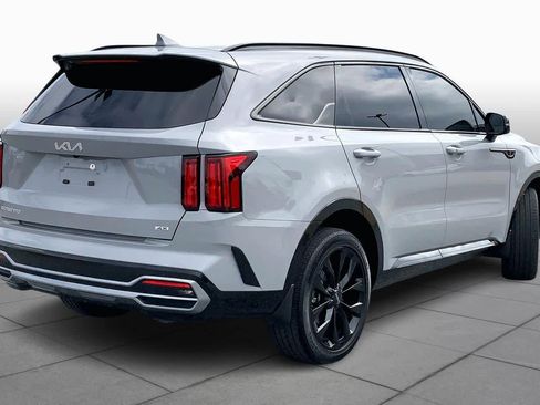 Used 2023 Kia Sorento SX image 12