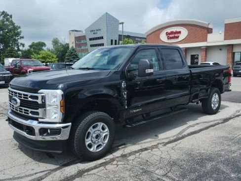 New 2025 Ford F350 XLT w/ 360-Degree Camera Package image 3