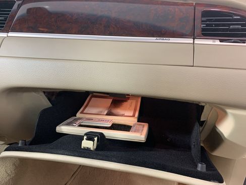 Used 2009 Lincoln Town Car Signature L image 38