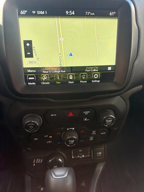Used 2021 Jeep Renegade Latitude AWD/4WD image 17