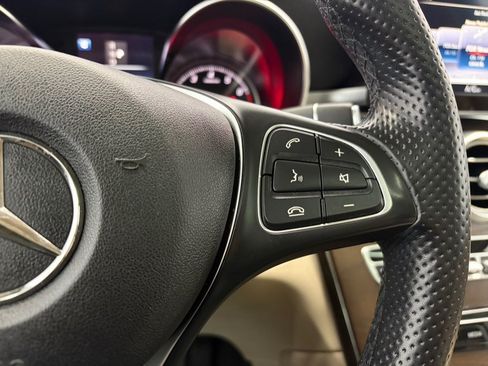 Used 2019 Mercedes-Benz GLC 300 4MATIC image 22