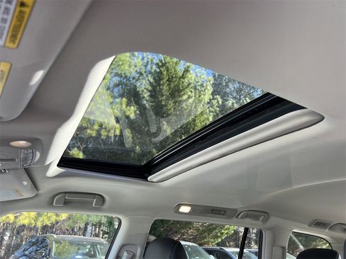 Used 2024 INFINITI QX80 Luxe image 30