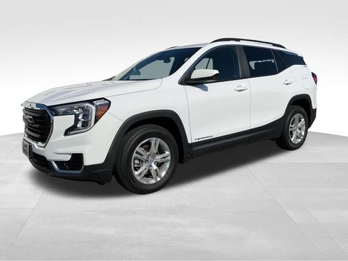 Certified 2023 GMC Terrain SLE w/ Driver Convenience Package AWD/4WD image 33