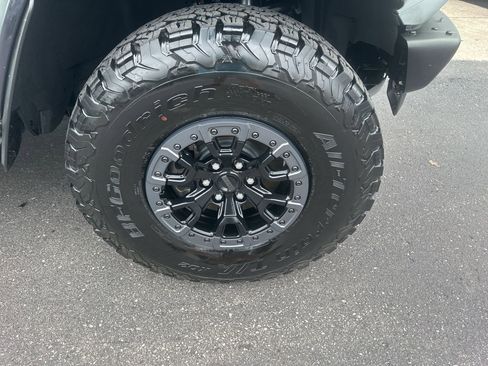 Used 2024 Ford Bronco Raptor AWD/4WD image 16