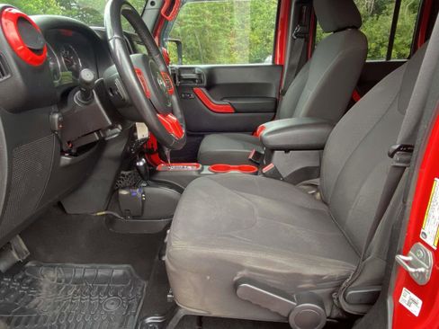 Used 2016 Jeep Wrangler Unlimited Sport w/ Quick Order Package 24S image 16