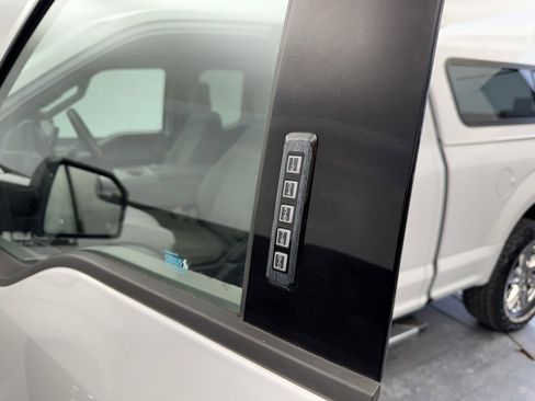 Used 2017 Ford F150 XLT w/ Equipment Group 301A Mid image 20