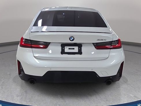 Used 2023 BMW 330i Sedan w/ M Sport Package RWD image 8