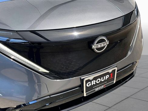 Used 2024 Nissan Ariya AWD image 29