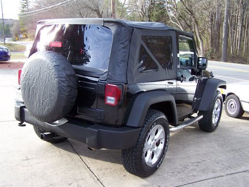 Used 2013 Jeep Wrangler Sport image 4