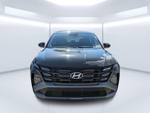 New 2026 Hyundai Tucson SE image 8
