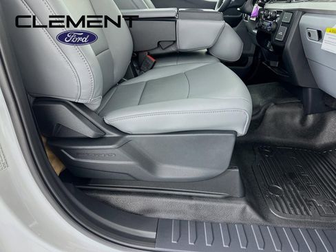 New 2026 Ford F550 4x4 Regular Cab Super Duty image 23