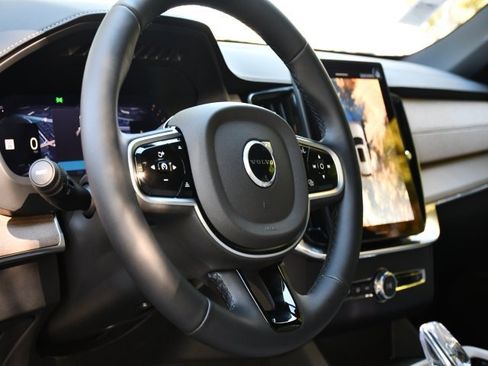 New 2026 Volvo XC90 B6 Plus w/ Protection Package Premier image 12