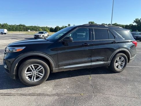 Used 2022 Ford Explorer XLT RWD image 5