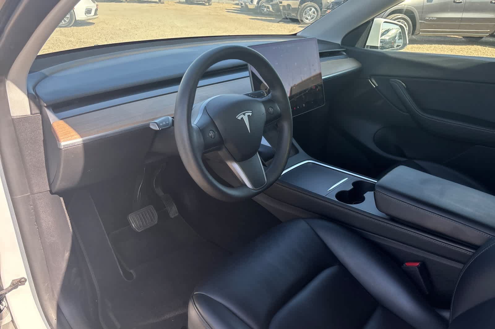 Used 2021 Tesla Model Y Long Range AWD/4WD image 13