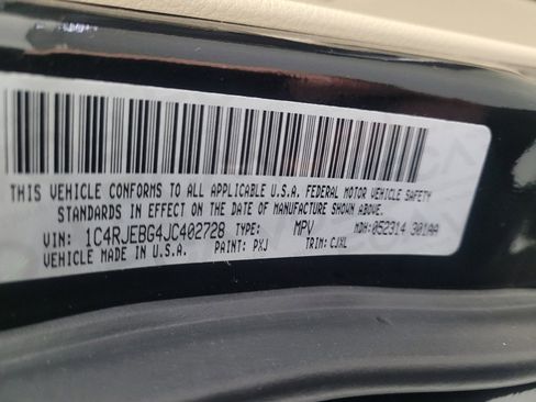 Used 2018 Jeep Grand Cherokee Limited image 33