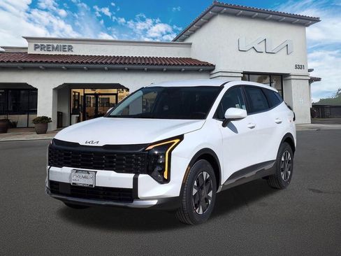 New 2026 Kia Sportage LX FWD image 4