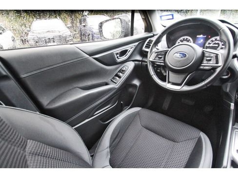 Used 2020 Subaru Forester Premium AWD/4WD image 8