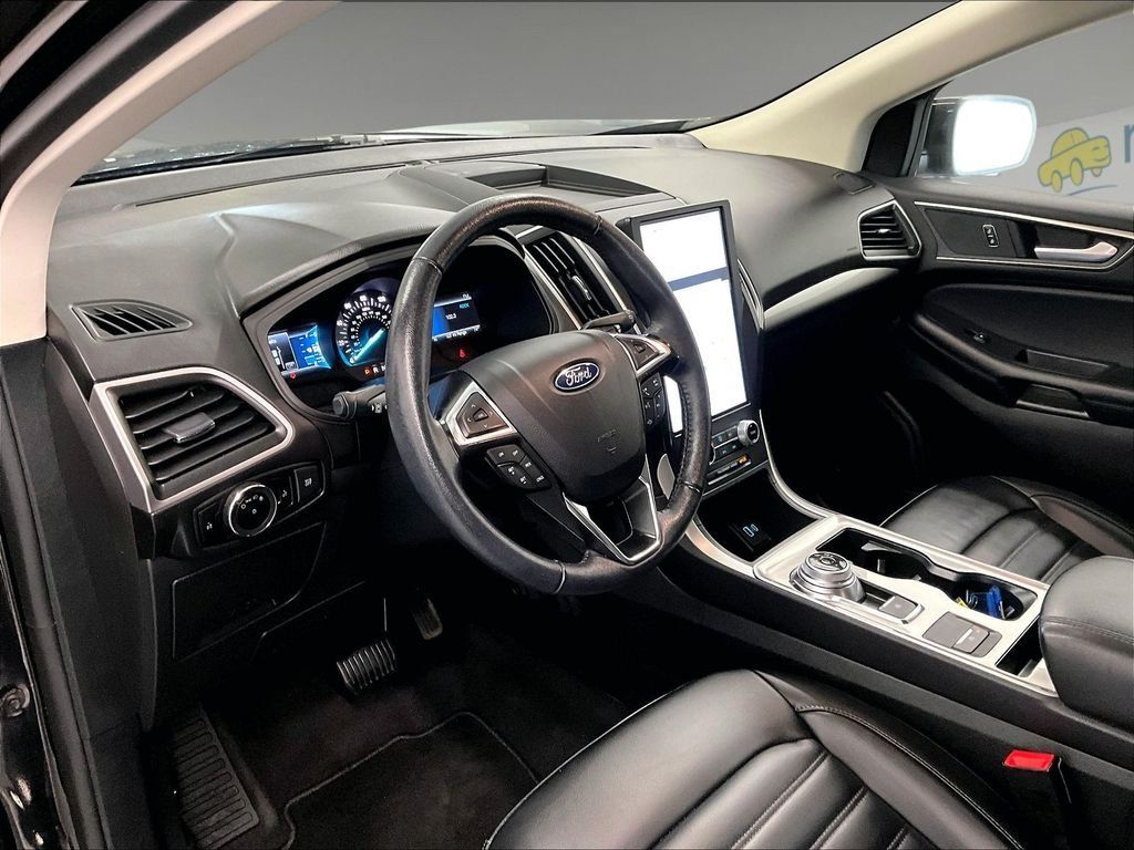 Used 2024 Ford Edge SEL AWD/4WD image 8