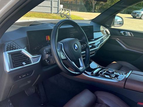 Used 2025 BMW X5 xDrive50e image 14