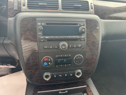 Used 2007 GMC Yukon Denali image 15