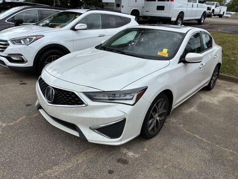 Used 2022 Acura ILX w/ Premium Package FWD image 3