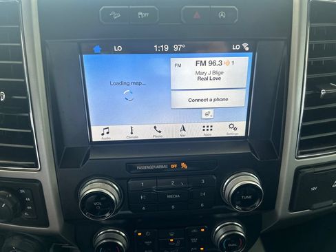 Used 2019 Ford F150 Lariat w/ Equipment Group 502A Luxury AWD/4WD image 23