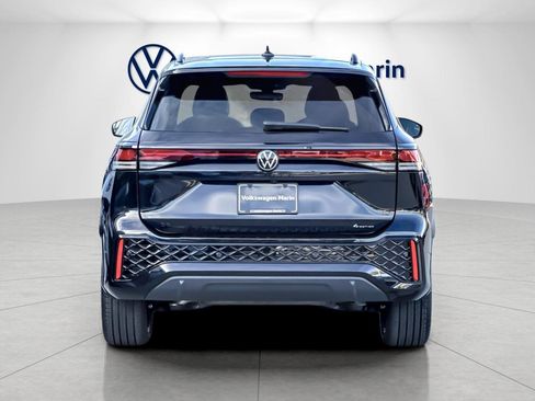 New 2026 Volkswagen Tiguan SE R-Line image 4
