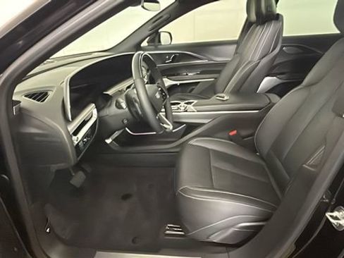 Used 2024 Cadillac Lyriq Sport AWD/4WD image 12
