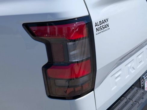 Certified 2025 Nissan Frontier S RWD image 9