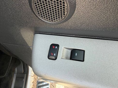 Used 2016 Ford F250 Lariat w/ Lariat Ultimate Package AWD/4WD image 47