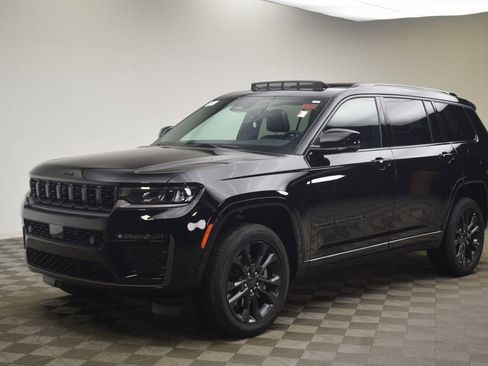 New 2026 Jeep Grand Cherokee L Limited image 16