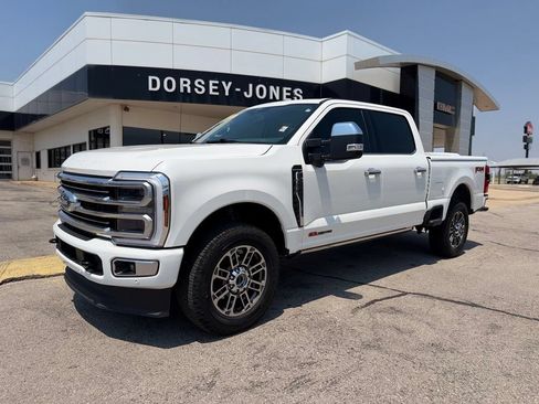 Used 2025 Ford F250 Platinum w/ Platinum Plus Package AWD/4WD image 1