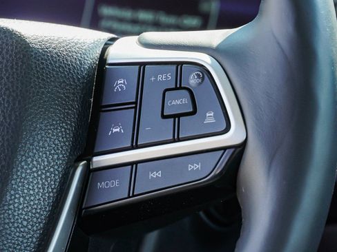 Certified 2025 Toyota Grand Highlander AWD image 38