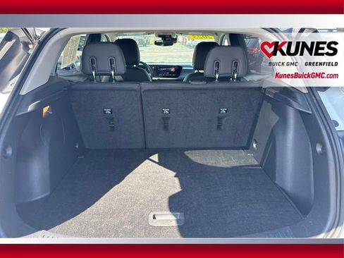 Used 2025 Buick Encore GX Preferred AWD/4WD image 41