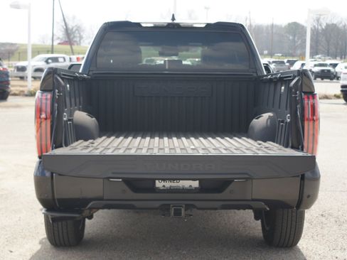 Used 2024 Toyota Tundra Platinum image 17