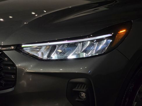 New 2026 Ford Escape ST-Line Select AWD/4WD image 14
