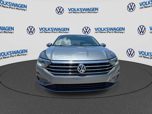 Used 2020 Volkswagen Jetta SE w/ SE Cold Weather Package FWD image 17