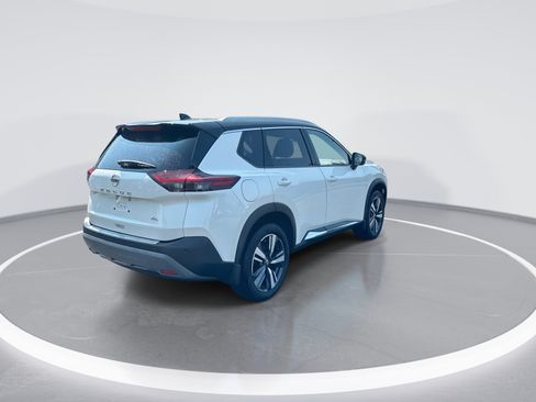 Used 2021 Nissan Rogue SL w/ Premium Package FWD image 9