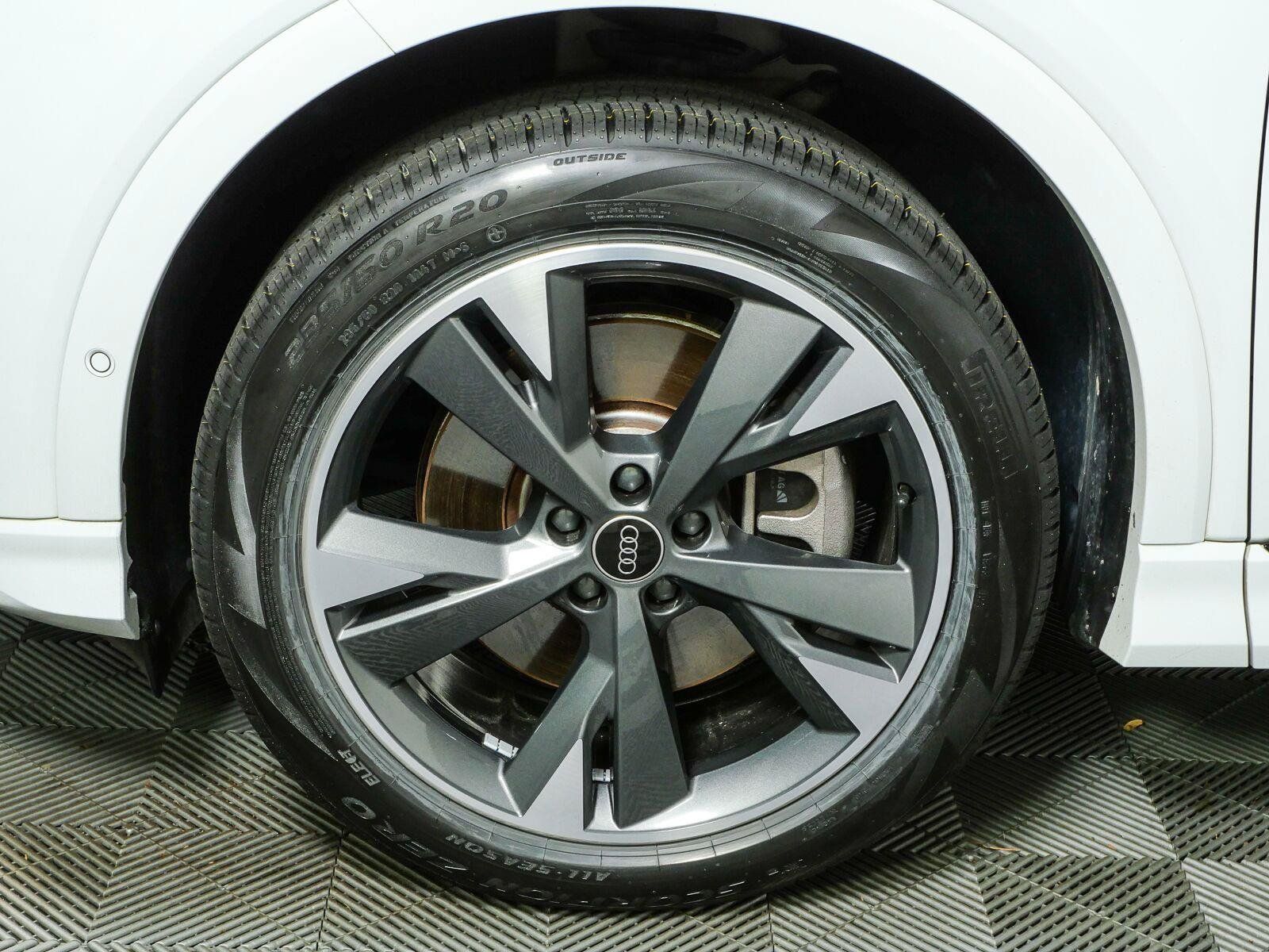 Used 2023 Audi Q4 e-tron Prestige w/ Black Optic Package AWD/4WD image 40