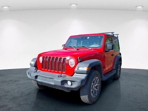 Used 2024 Jeep Wrangler Sport AWD/4WD image 2