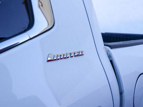 Used 2023 Toyota Tundra Limited w/ Power Package image 9