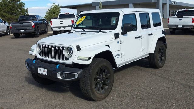 Used 2024 Jeep Wrangler Unlimited Sahara AWD/4WD image 5