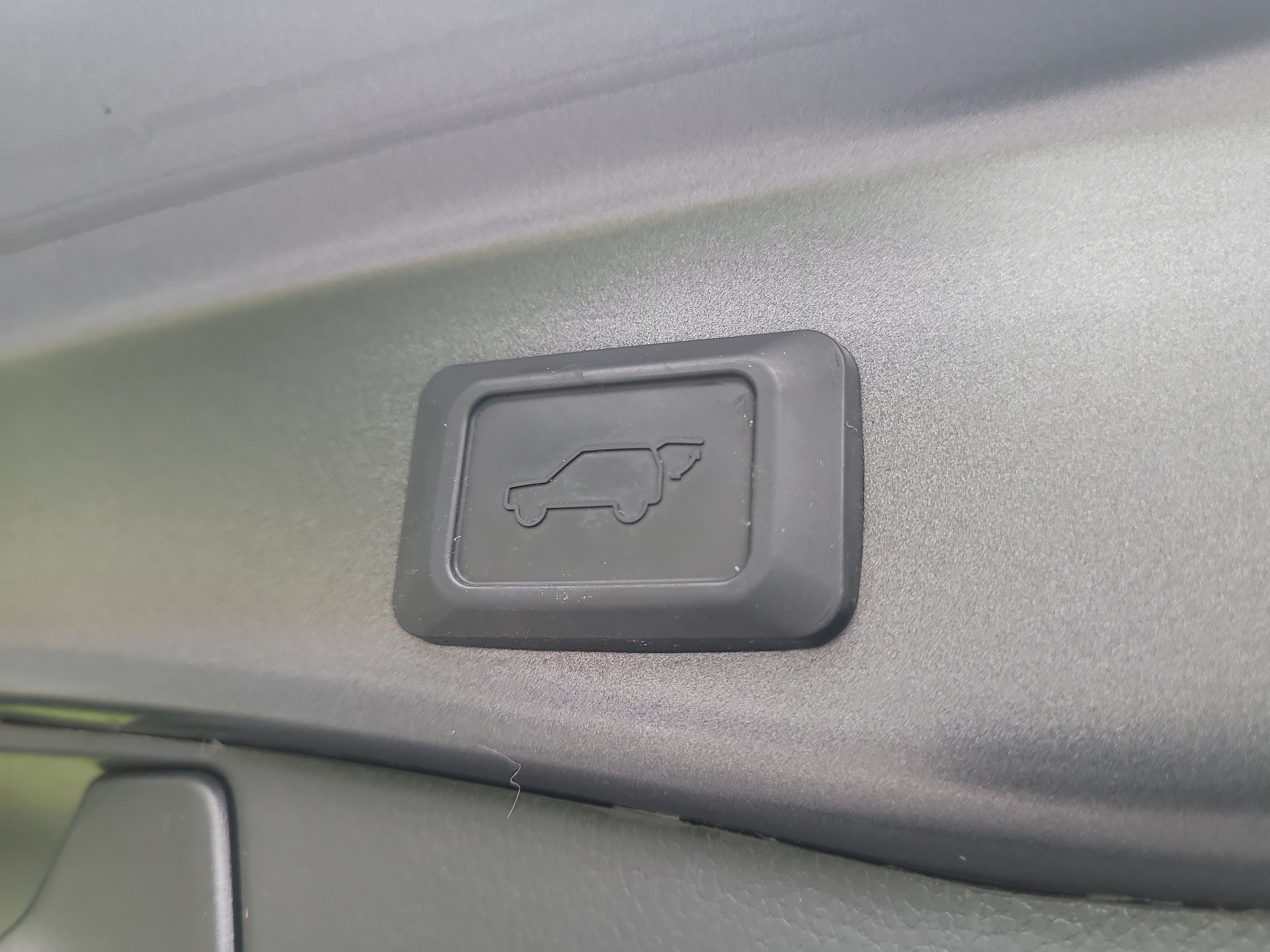 Certified 2023 Toyota RAV4 XLE w/ Convenience Package FWD image 12
