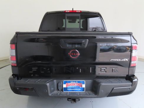 Used 2022 Nissan Frontier PRO-4X w/ Pro-4X Premium Package image 5